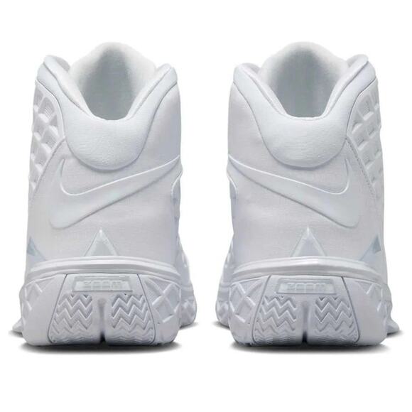 NEW Nike Kobe III Protro Triple White HM4351-100 Men’s Size Multi